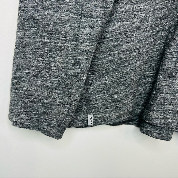 QÔR Heathered Gray Long Sleeve Henley Shirt XL - Picture 3 of 8